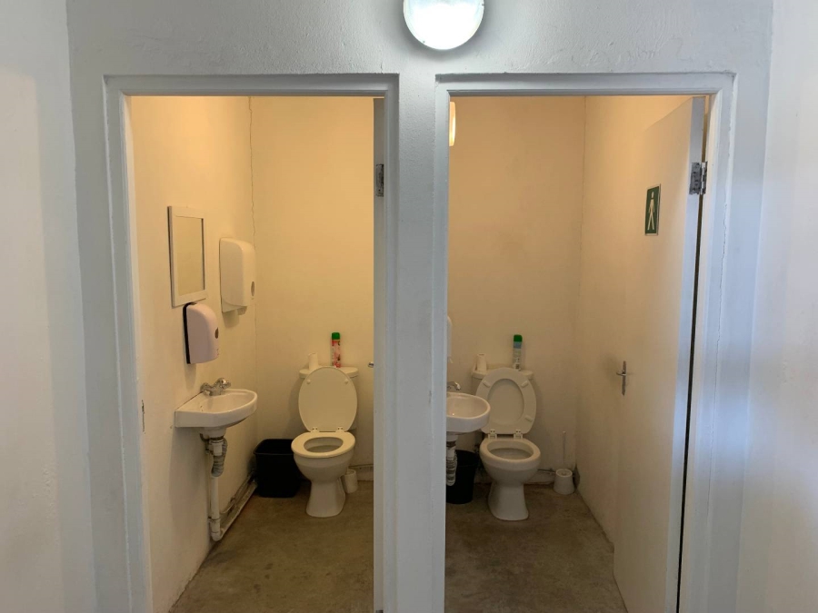 To Let commercial Property for Rent in Maitland Western Cape